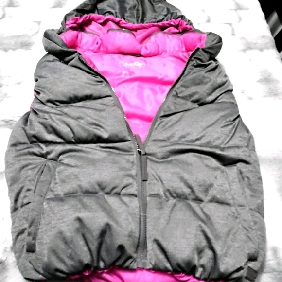 Calvin Klein Performance Vest  Size S - Picture 5 of 7